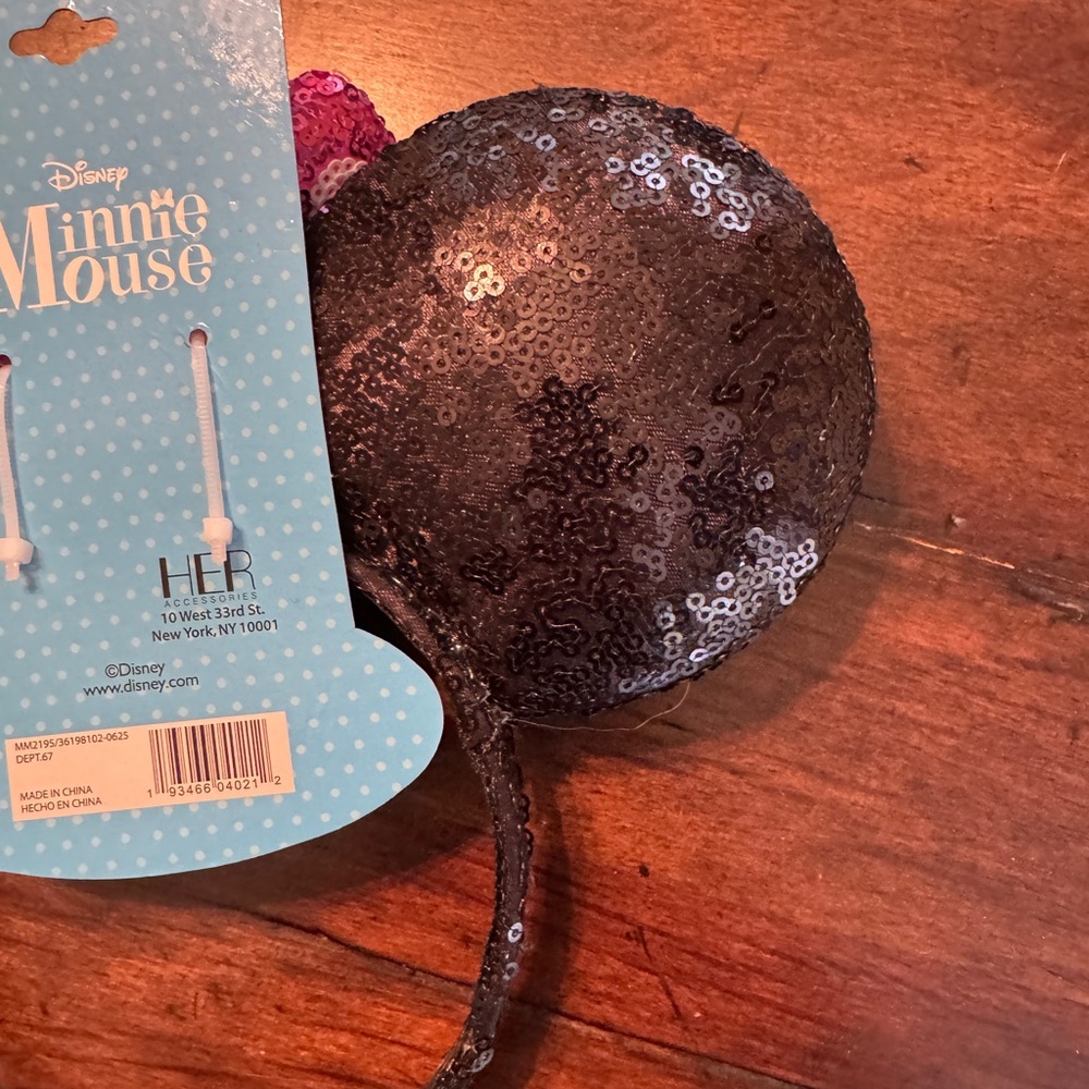 Disney Minnie Mouse Black and Pink Sequin Headband - Picture 4 of 4